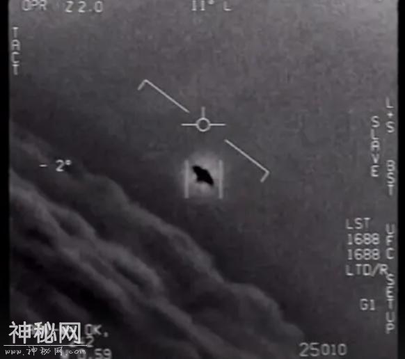 奥巴马承认UFO存在？美政府相关报告或将揭开“外星人之谜”-4.jpg